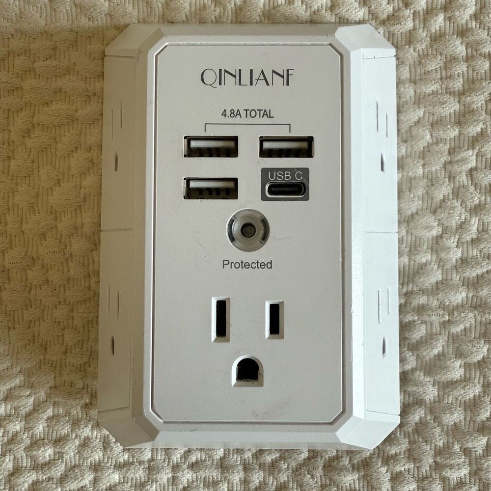 Multi Plug Outlet